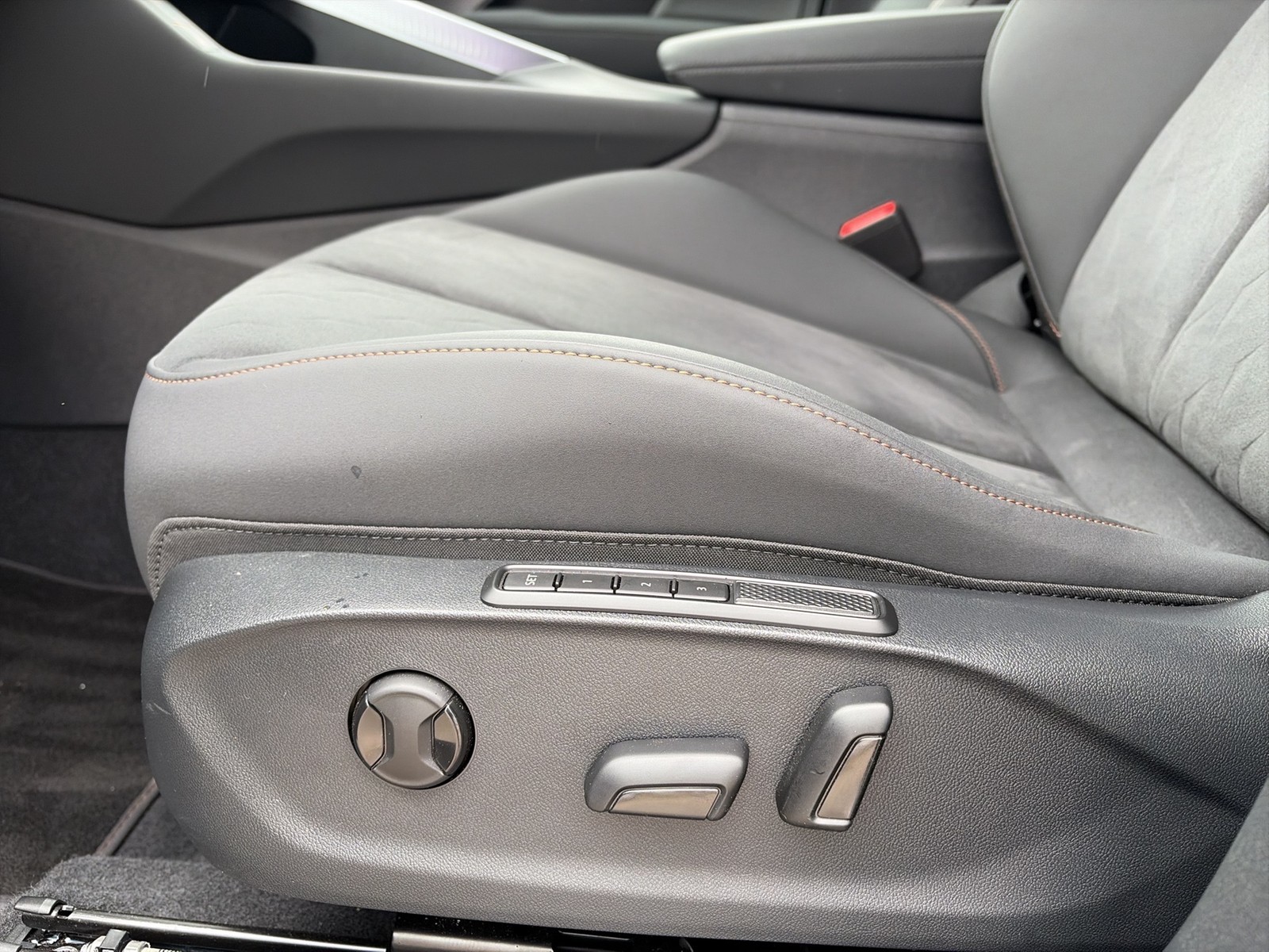 Cupra Terramar 1.5 HYBRID VZ SENNHEISER AHK 360CAM ACC