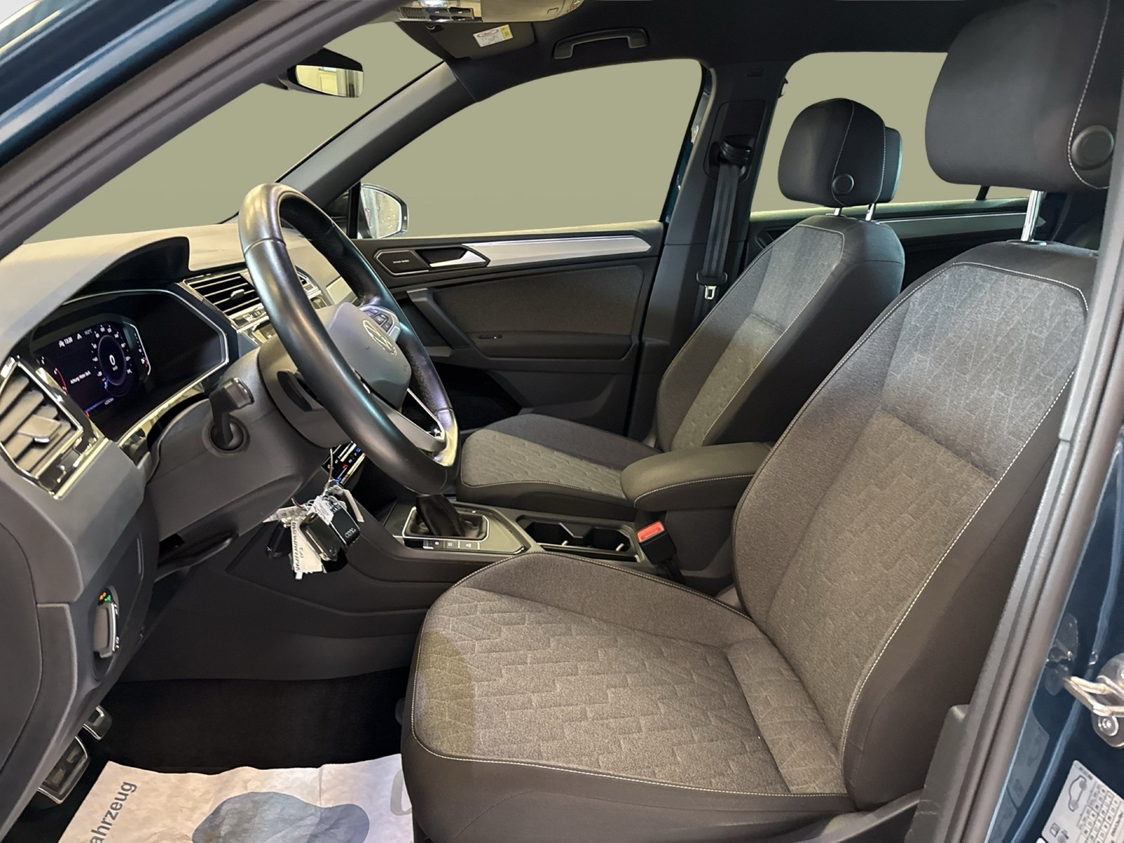 Volkswagen Tiguan 1.5 MOVE H.KARDON AHK KAMERA ALU18 ACC