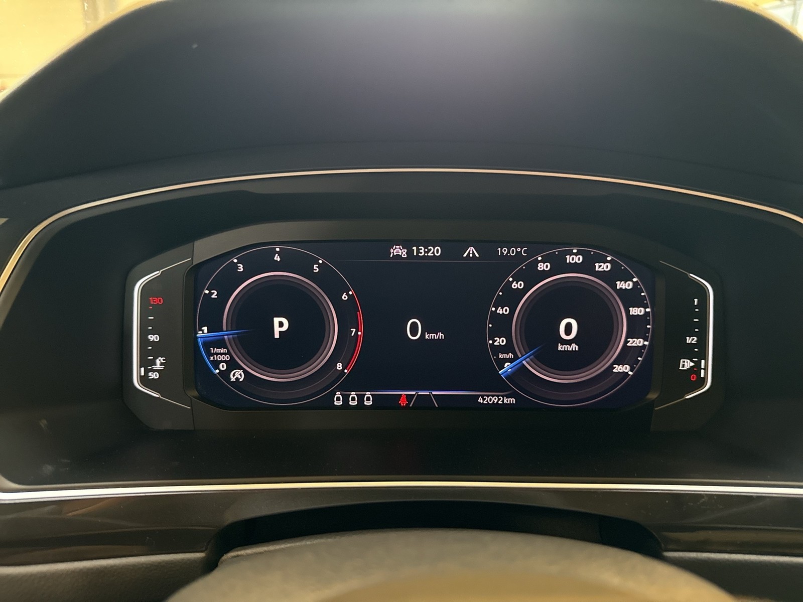 Volkswagen Tiguan 1.5 MOVE H.KARDON AHK KAMERA ALU18 ACC