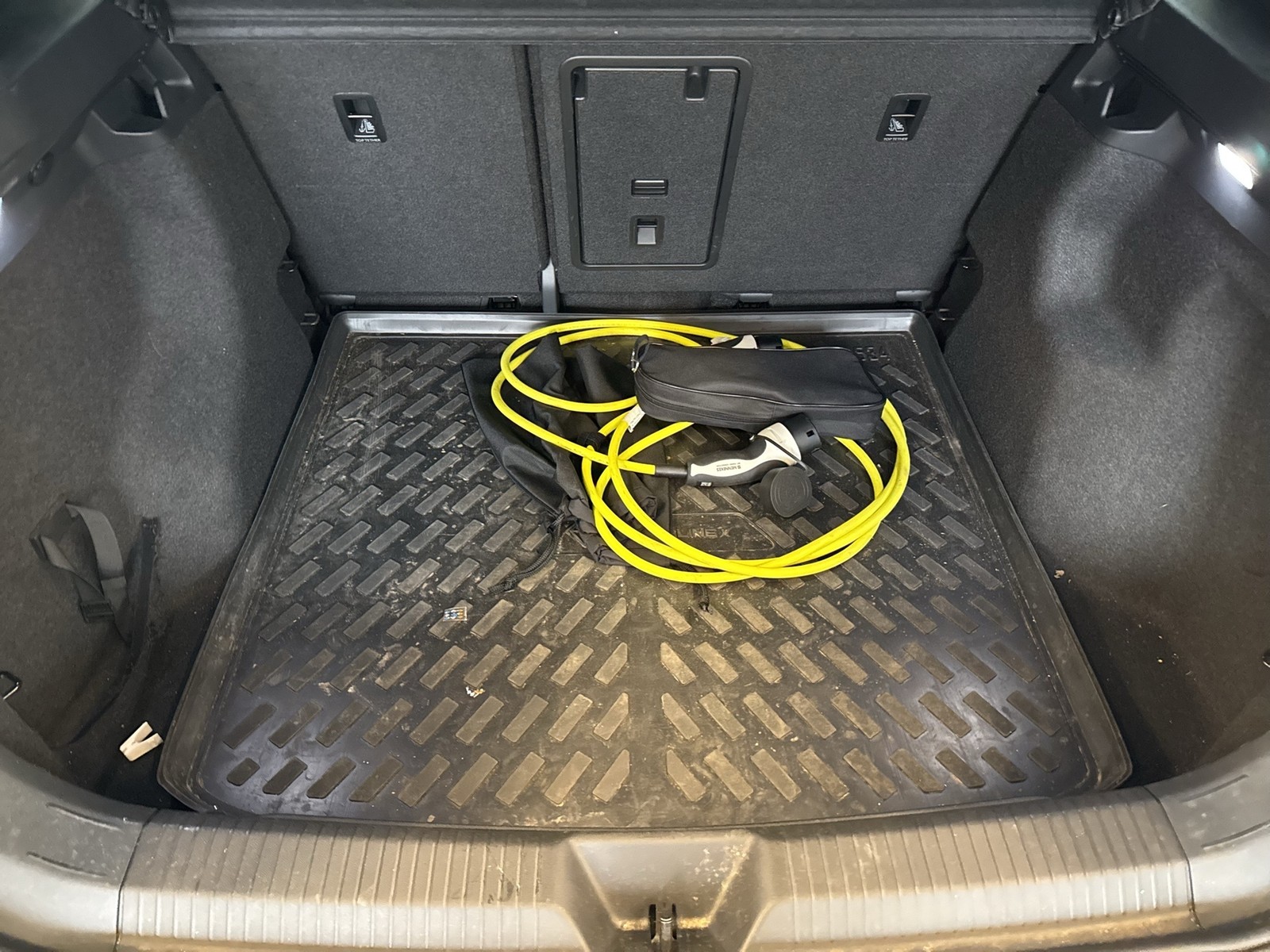 Volkswagen ID.5 Pro Performance WÄRMEPUMPE CAM ACC LM19 NAVI