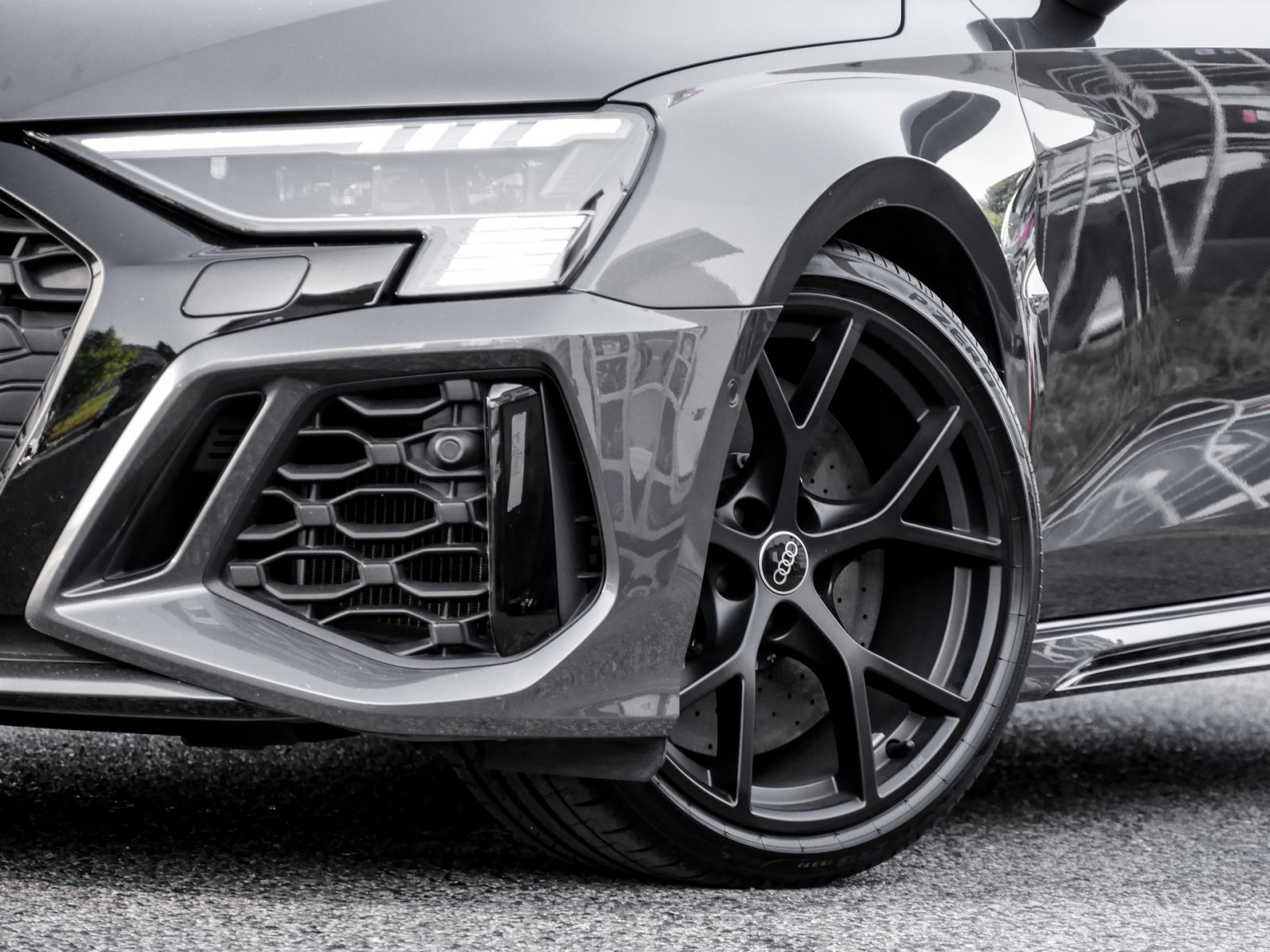 Audi RS3 Sportback quattro BLACKPAK B&O CAM LM19