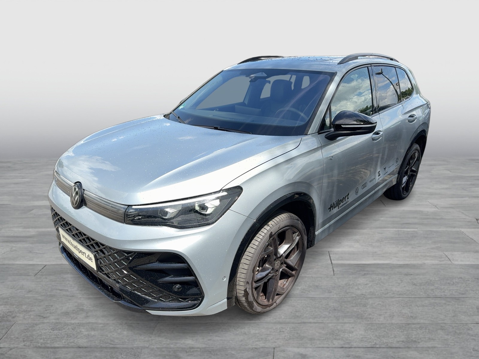 Volkswagen Tiguan 2.0 R-LINE 4MOTION DSG LEDER STANDHZG AHK