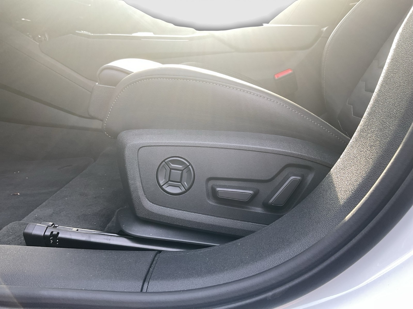 Audi A6 e-tron Avant performance S LINE B&O AHK LM21