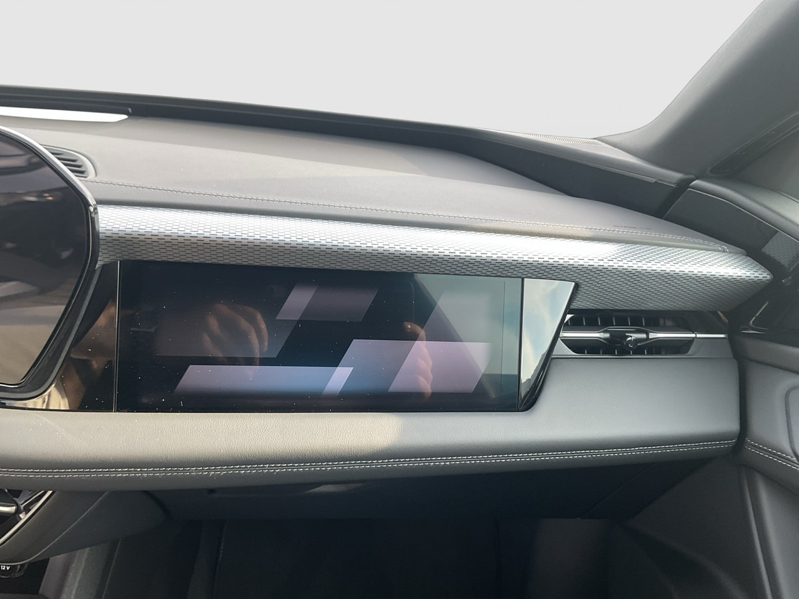 Audi A6 e-tron Avant performance S LINE B&O AHK LM21