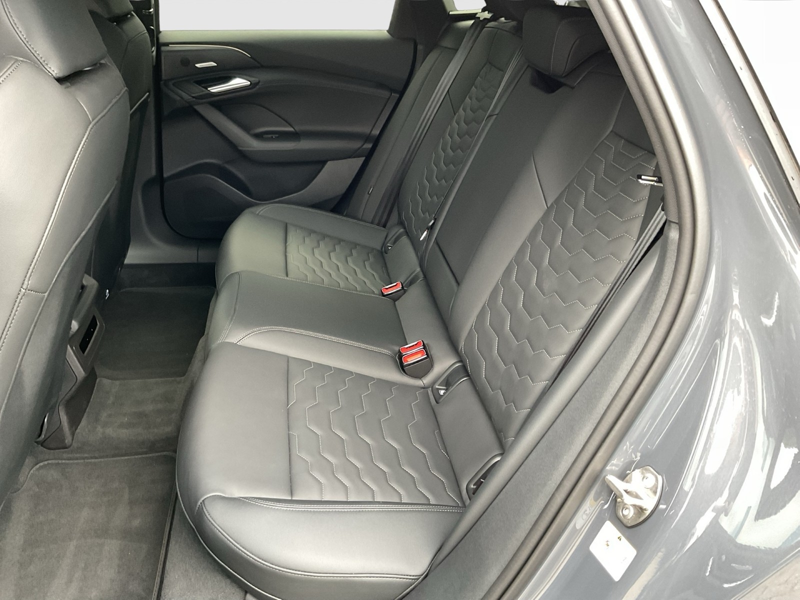 Audi A6 e-tron Avant performance S LINE B&O AHK ACC