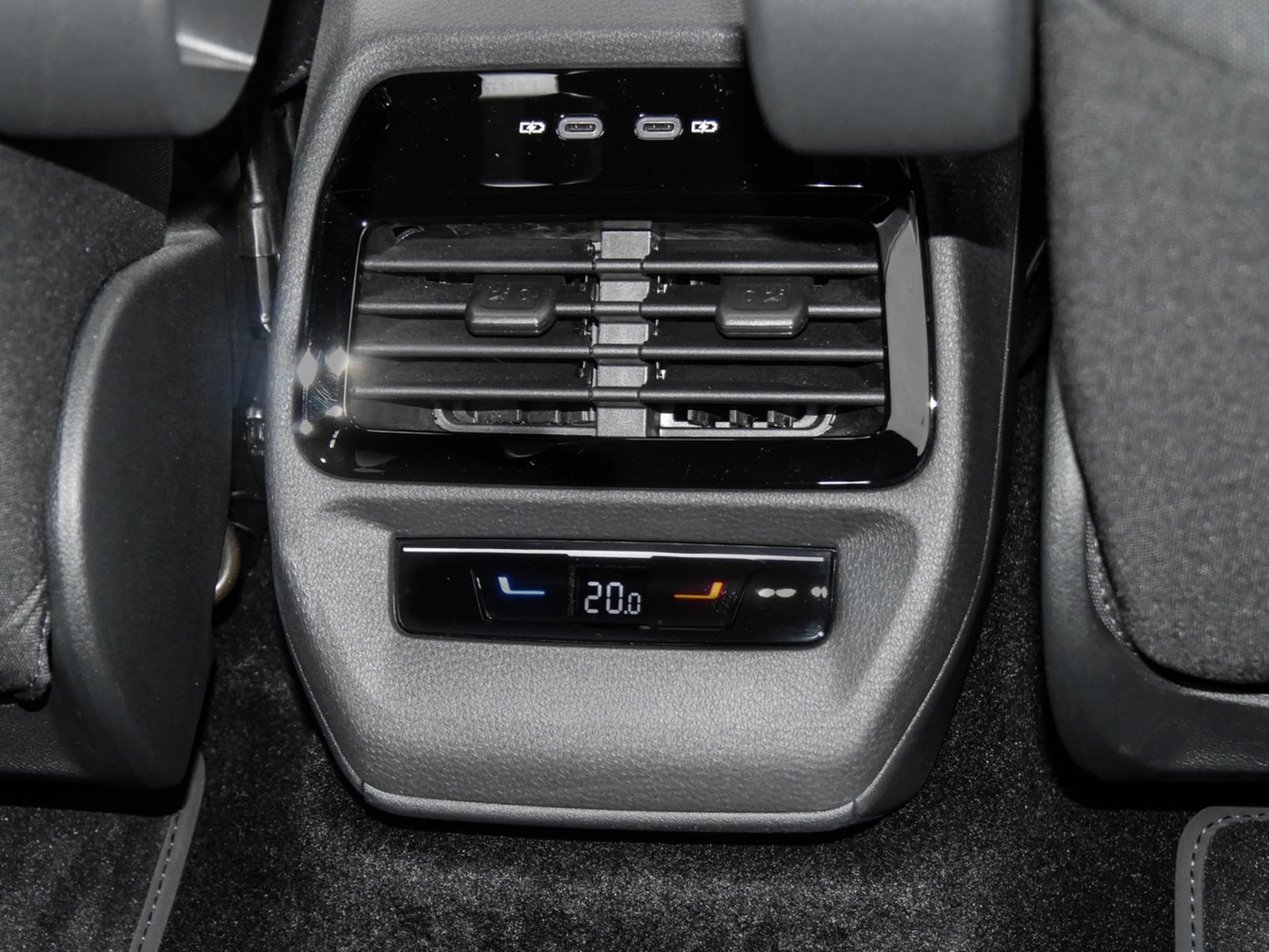 Volkswagen ID.4 GTX 4X4 WÄRMEPUMPE CAM ACC 20Z NAVI CARPLAY