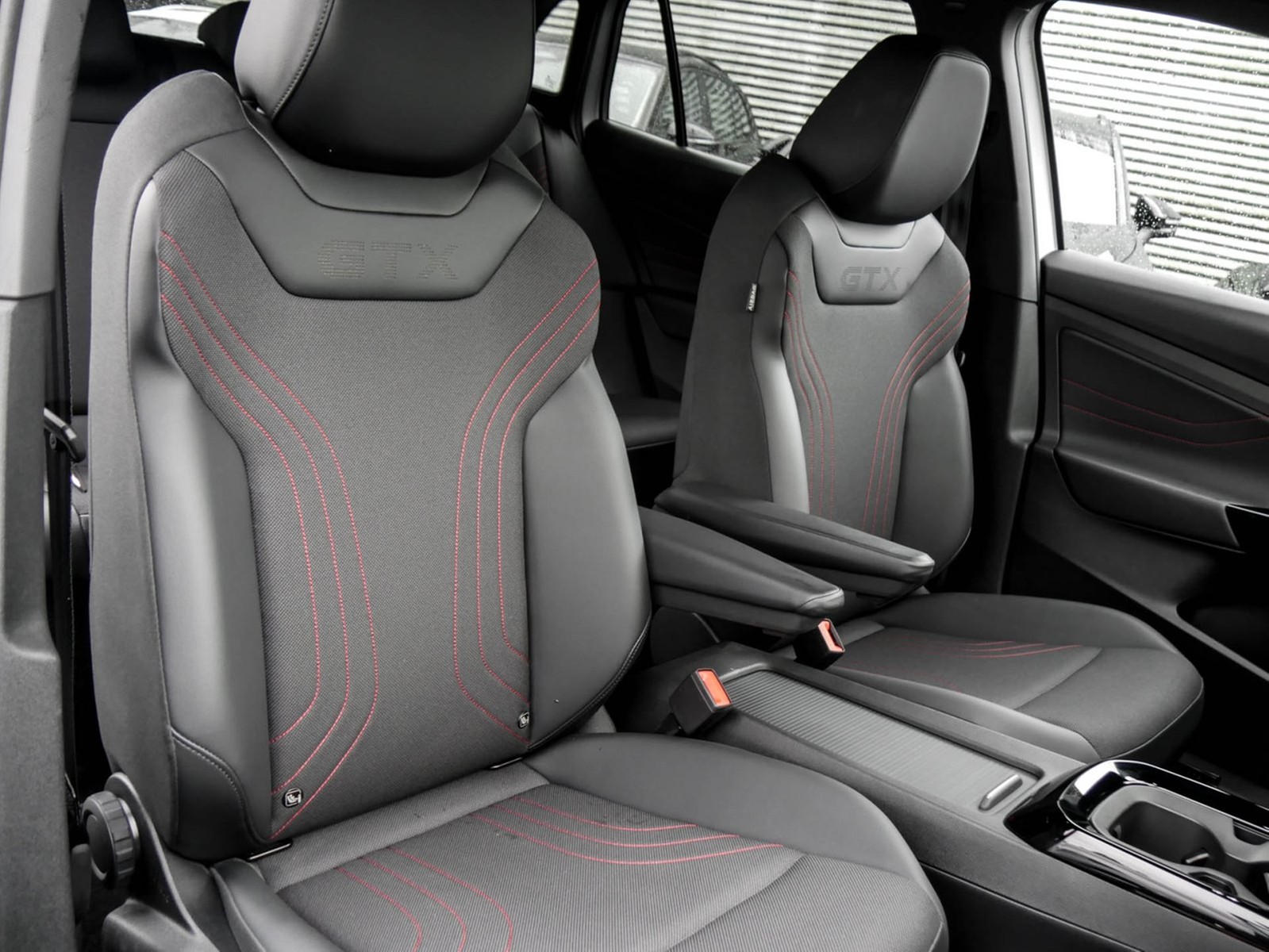 Volkswagen ID.4 GTX 4X4 WÄRMEPUMPE CAM ACC 20Z NAVI CARPLAY