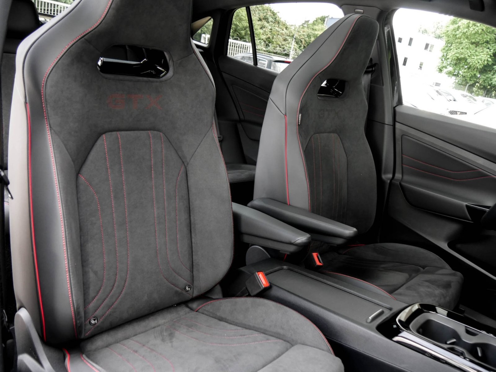 Volkswagen ID.5 GTX 4X4 WÄRMEPUMPE PANO ACC LM21 NAVI