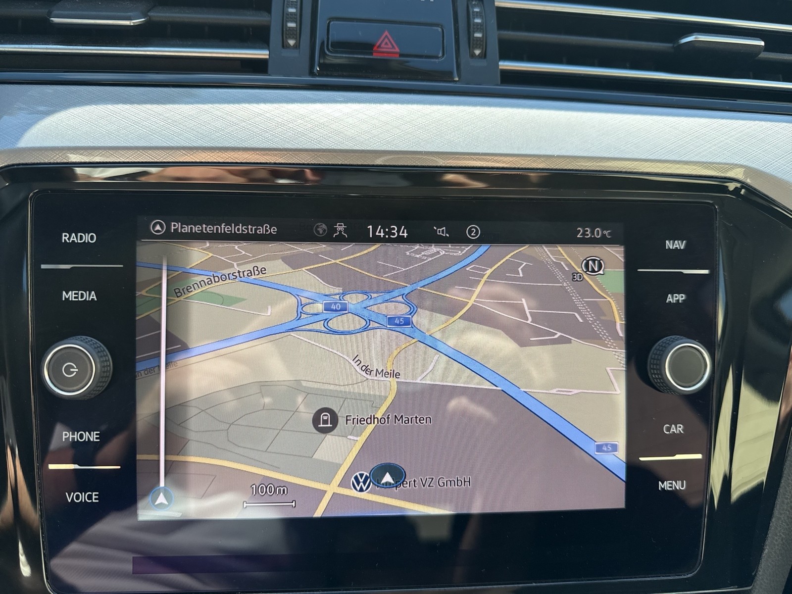 Volkswagen Passat Variant 2.0 BUSINESS AHK CAM ACC NAVI