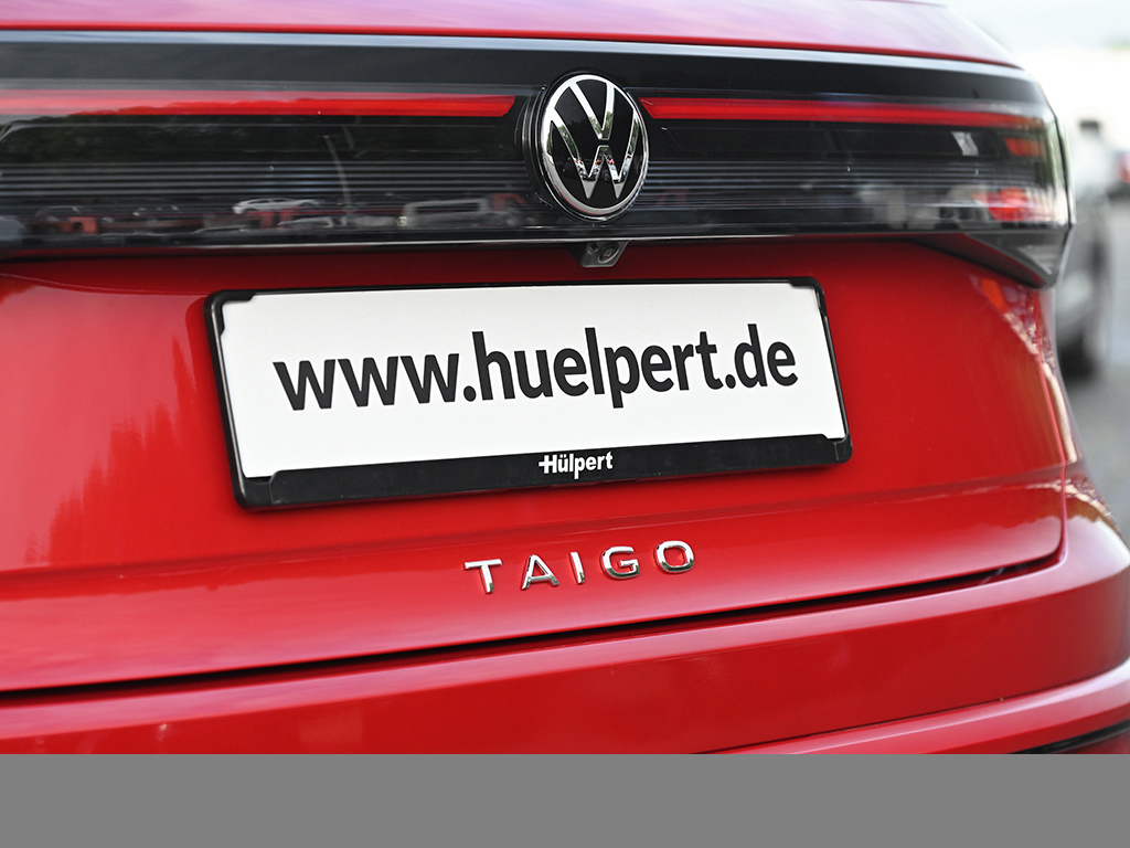 Volkswagen Taigo 1.0 R-LINE DSG BLACKSTYLE AHK CAM LM18