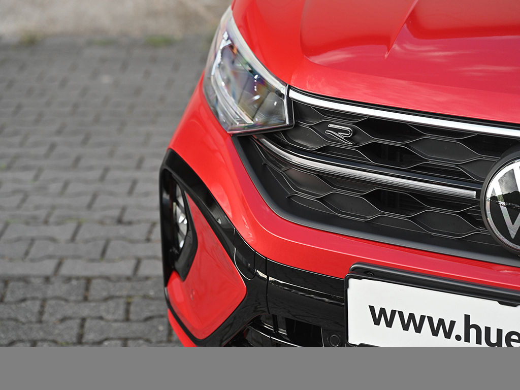 Volkswagen Taigo 1.0 R-LINE DSG BLACKSTYLE AHK CAM LM18