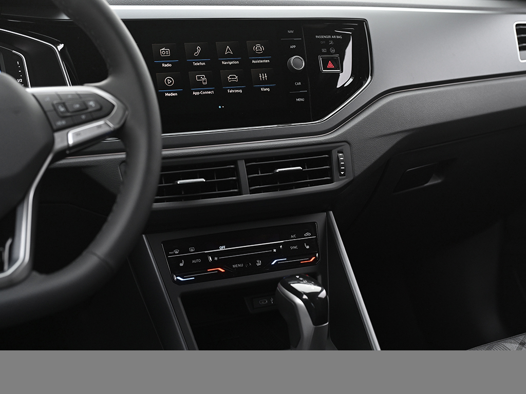 Volkswagen Taigo 1.0 R-LINE DSG BLACKSTYLE AHK CAM LM18