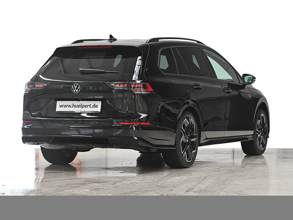 Volkswagen Golf Variant 1.5 R-LINE DSG BLACKSTYLE AHK PANO