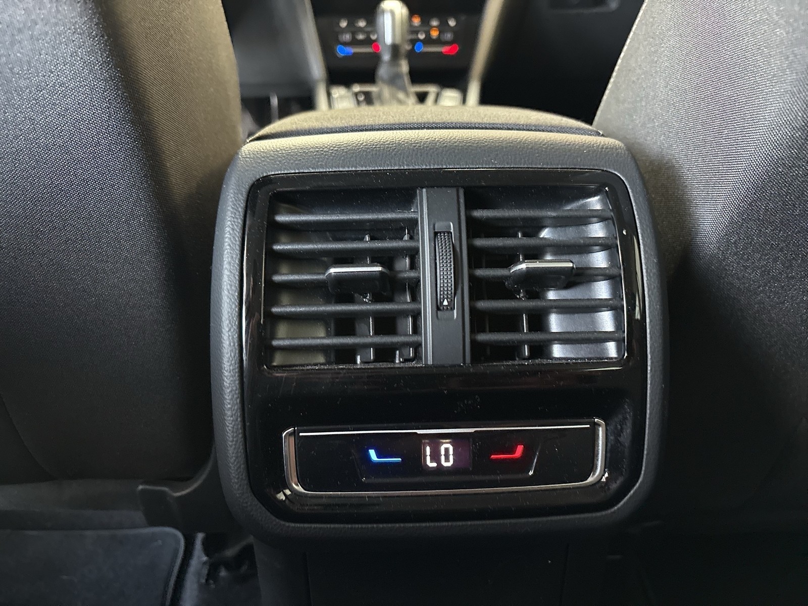 Volkswagen Passat Variant 2.0 BUSINESS AHK CAM ACC NAVI ALU