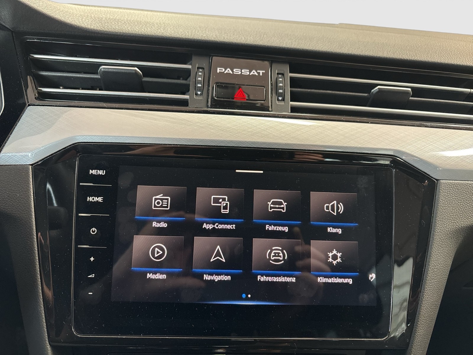 Volkswagen Passat Variant 2.0 BUSINESS AHK CAM ACC NAVI ALU