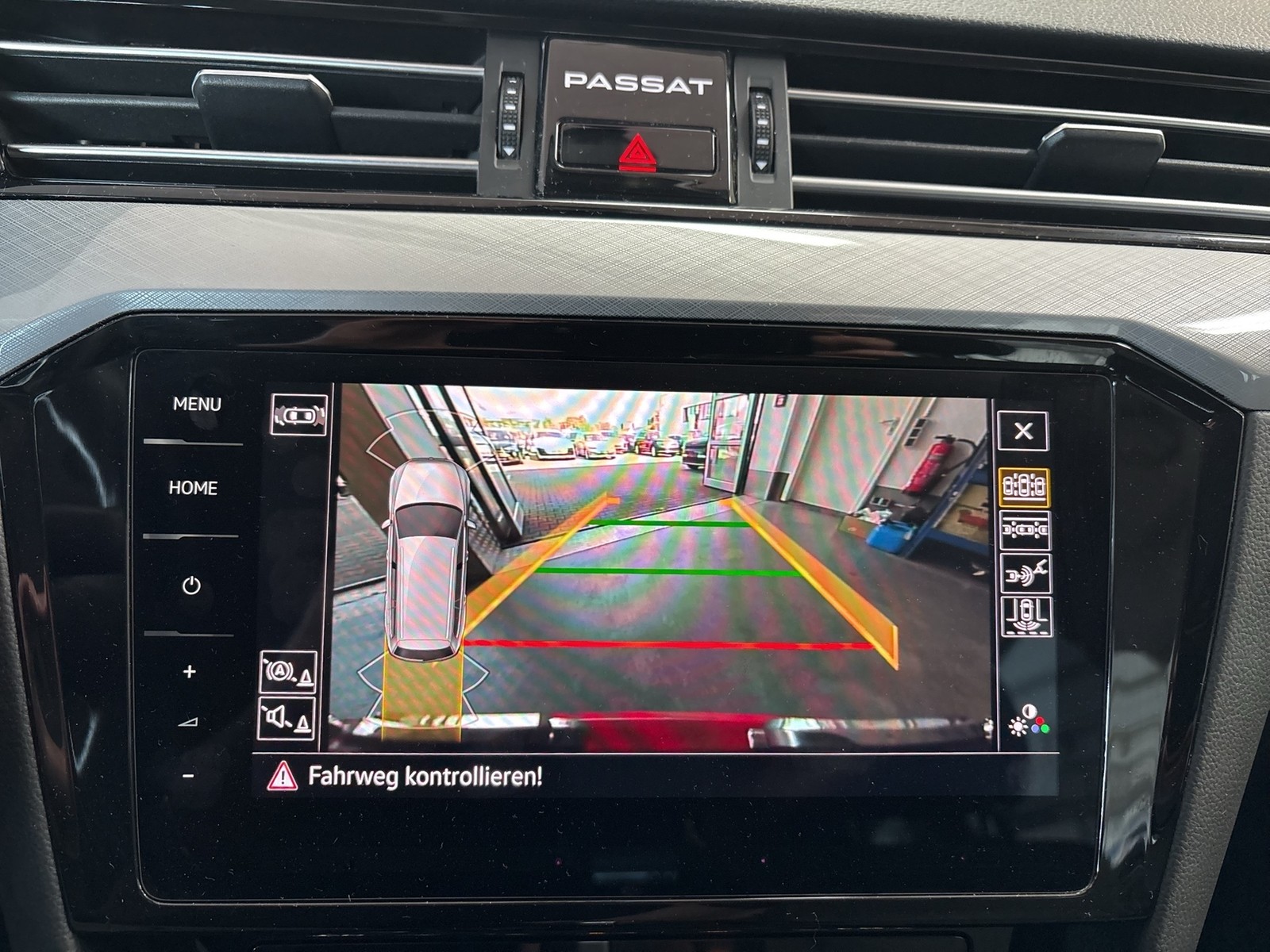 Volkswagen Passat Variant 2.0 BUSINESS AHK CAM ACC NAVI ALU