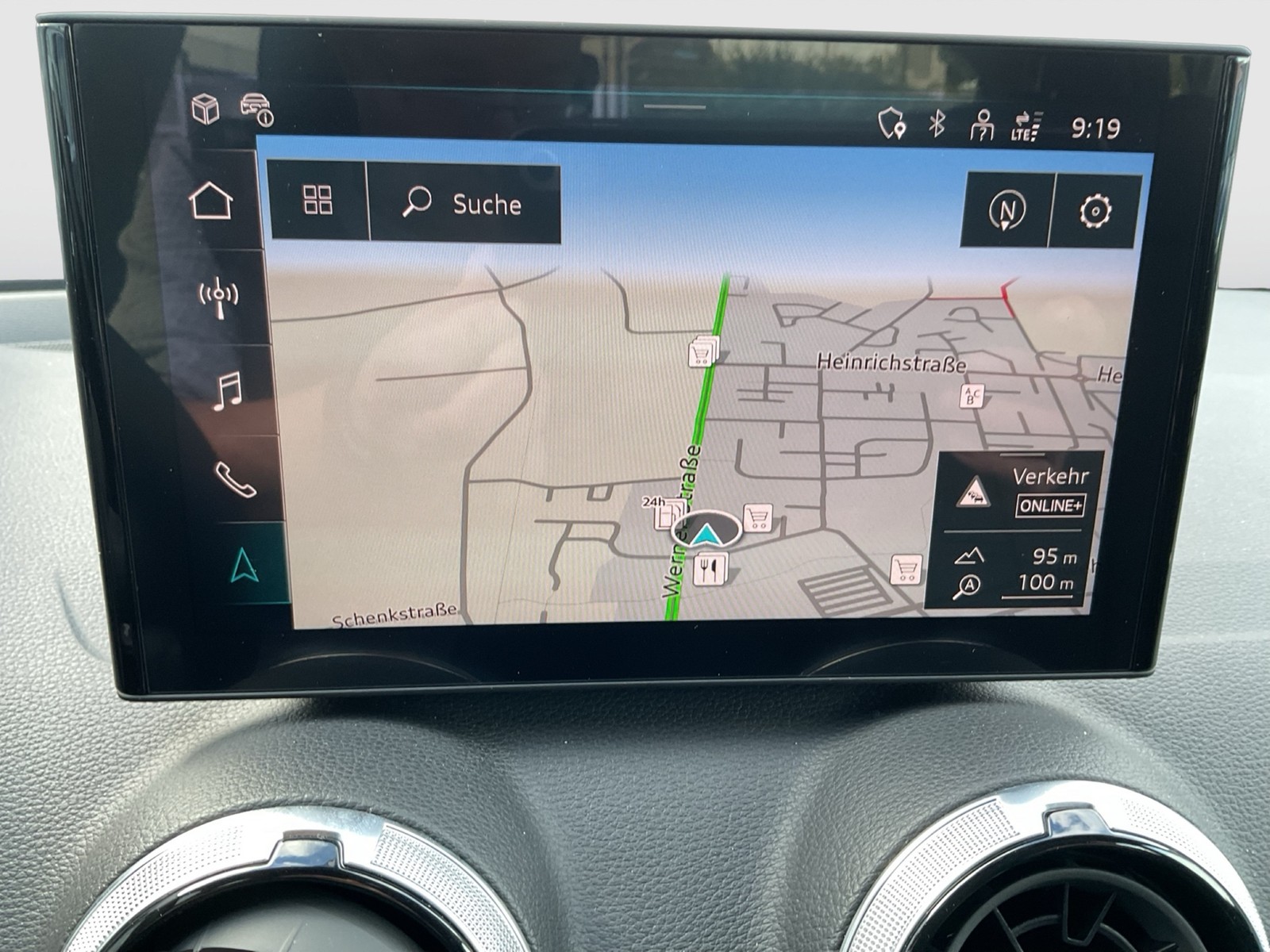 Audi Q2 35 advanced CAM ACC EKLAPPE NAVI+ LM17 SITZHZ