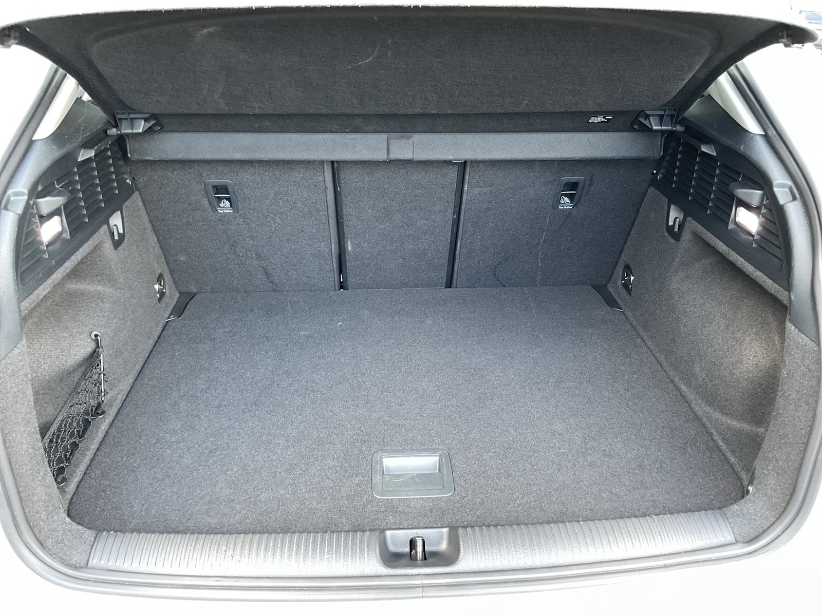 Audi Q2 35 advanced CAM ACC EKLAPPE NAVI+ LM17 SITZHZ