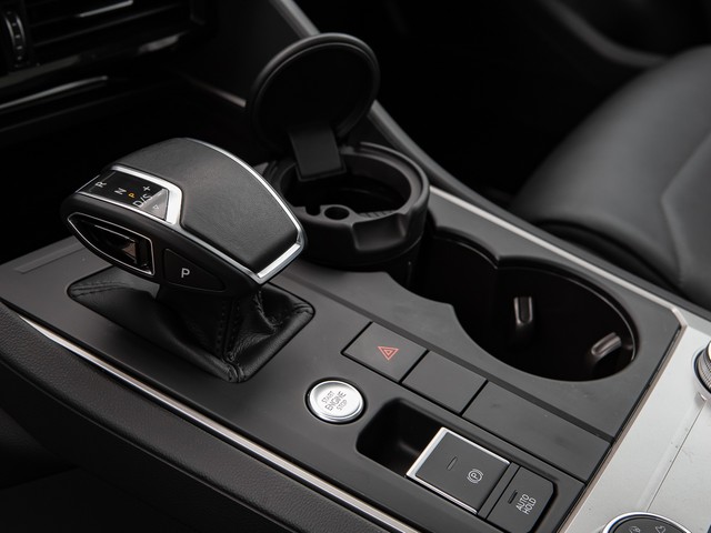 Volkswagen Touareg V6 DRIVE ELEGANCE PANO STANDHZ. AHK CAM