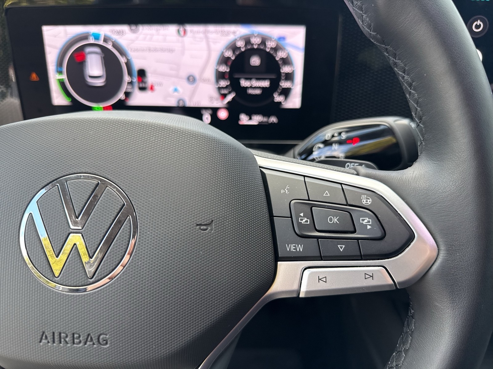 Volkswagen Passat Variant 1.5 HYBRID BUSINESS AHK CAM ACC