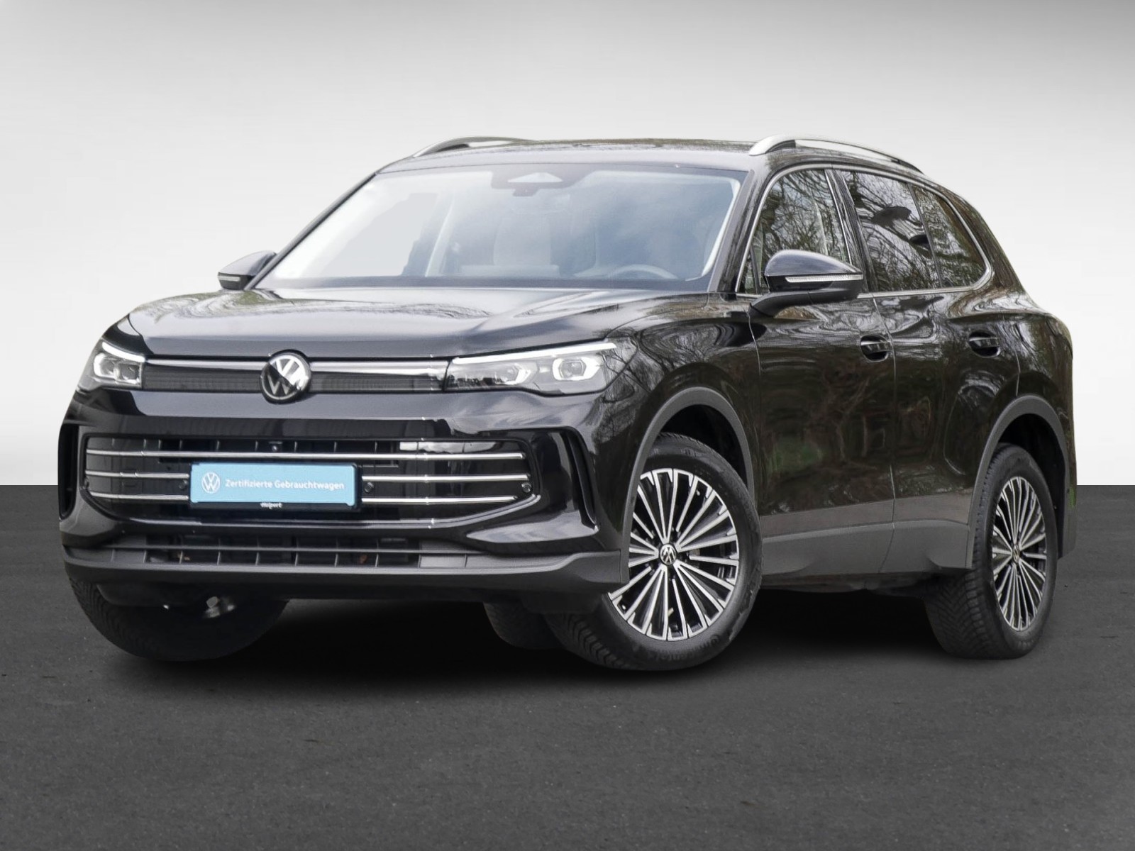 Volkswagen Tiguan 2.0 ELEGANCE NEUES MODELL LEDER AHK LM18