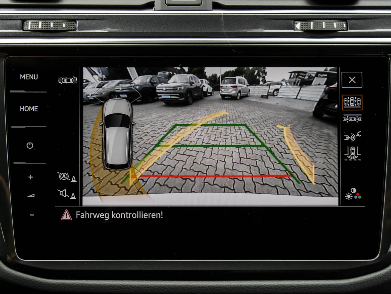 Volkswagen Tiguan 2.0 MOVE AHK CAM ACC LM17 NAVI SITZHEIZ.