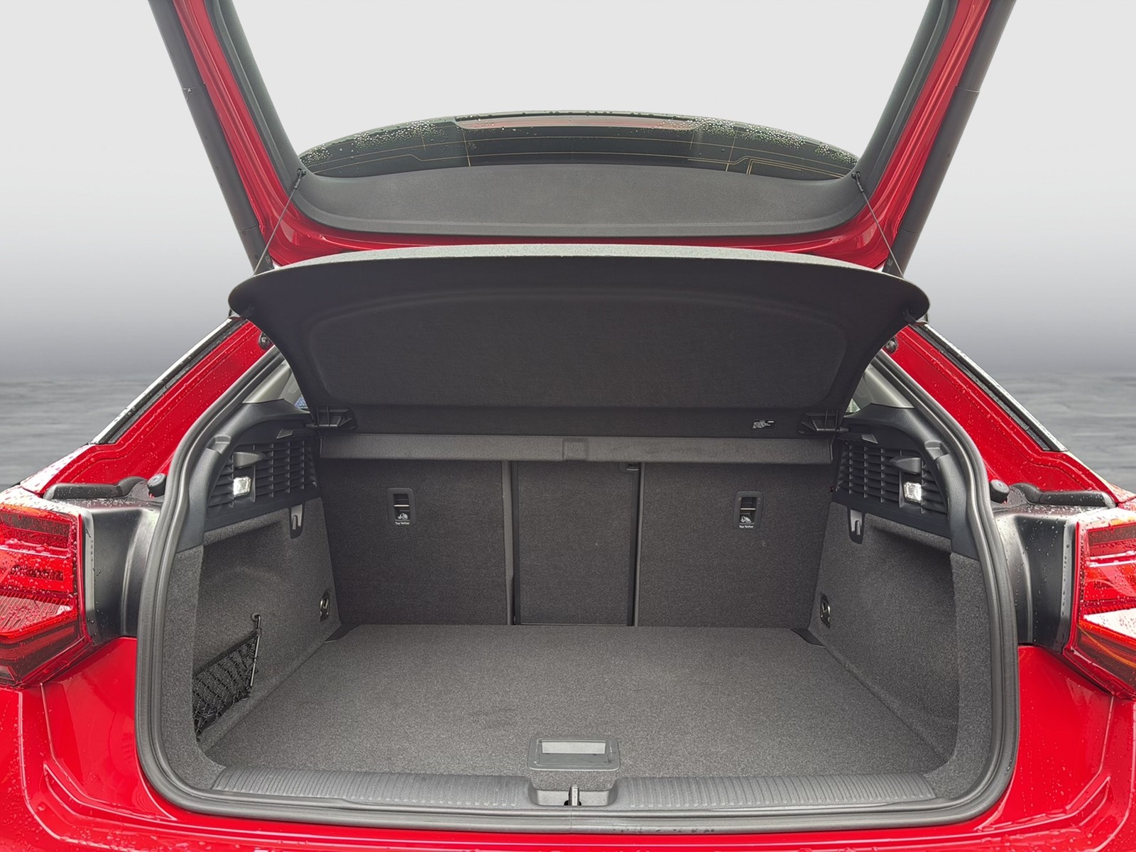 Audi Q2 35 advanced AHK LM18 ACC MATRIX EKLAPPE NAVI+