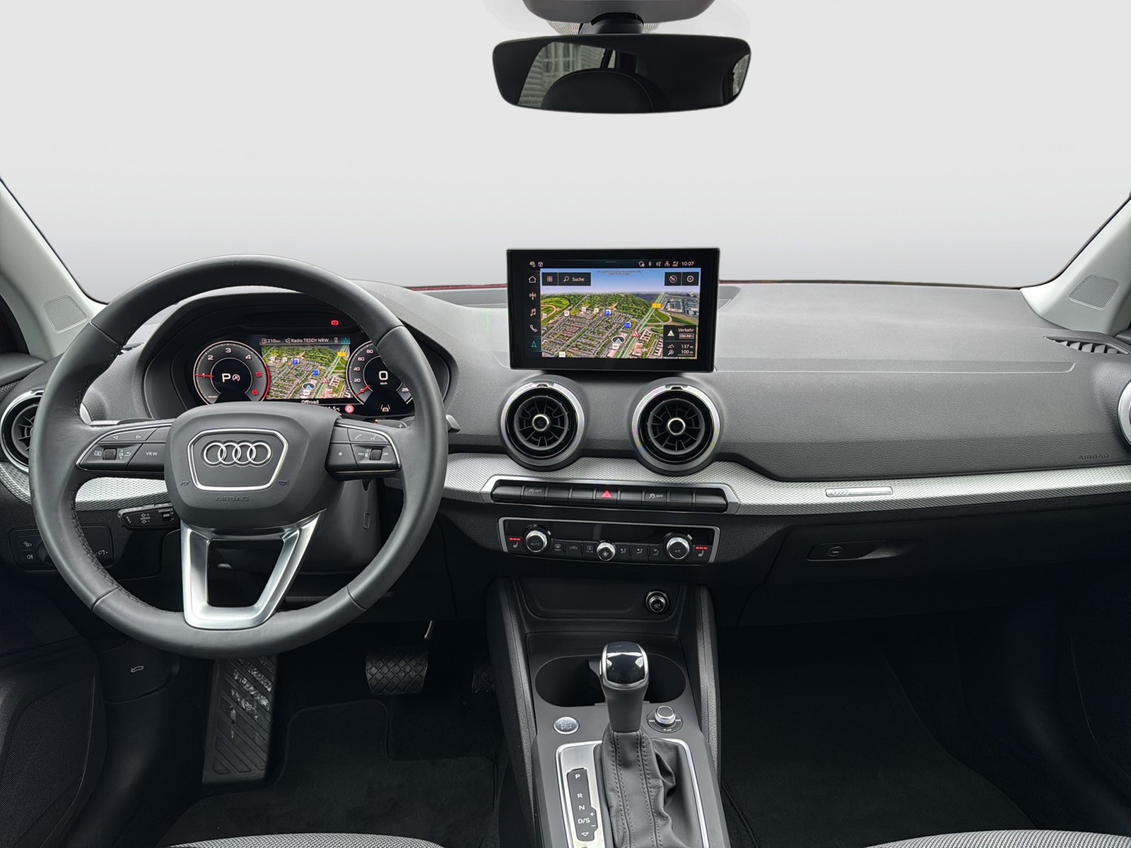 Audi Q2 35 advanced AHK LM18 ACC MATRIX EKLAPPE NAVI+