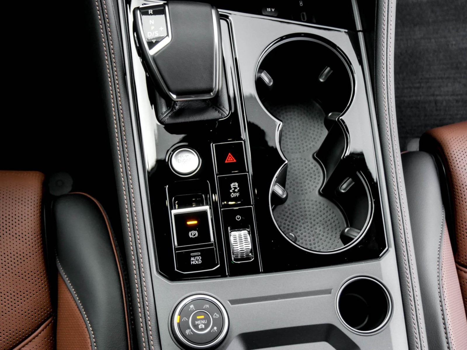 Volkswagen Touareg V6 R-LINE NEUES MODELL CAM ACC LM19 NAVI