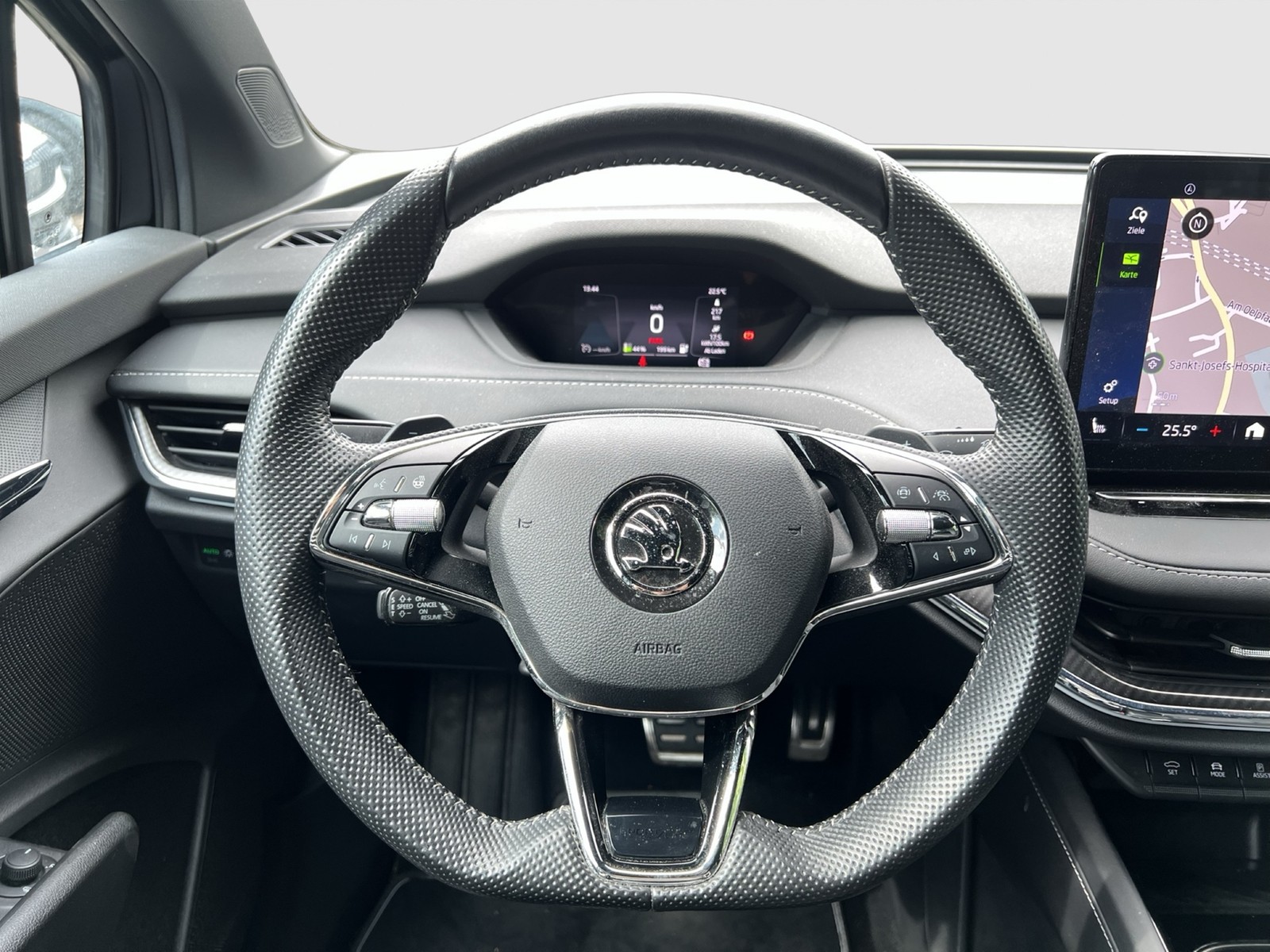 Skoda Enyaq 80x SPORTLINE 4X4 WÄRMEPUMPE CAM LM20 NAVI