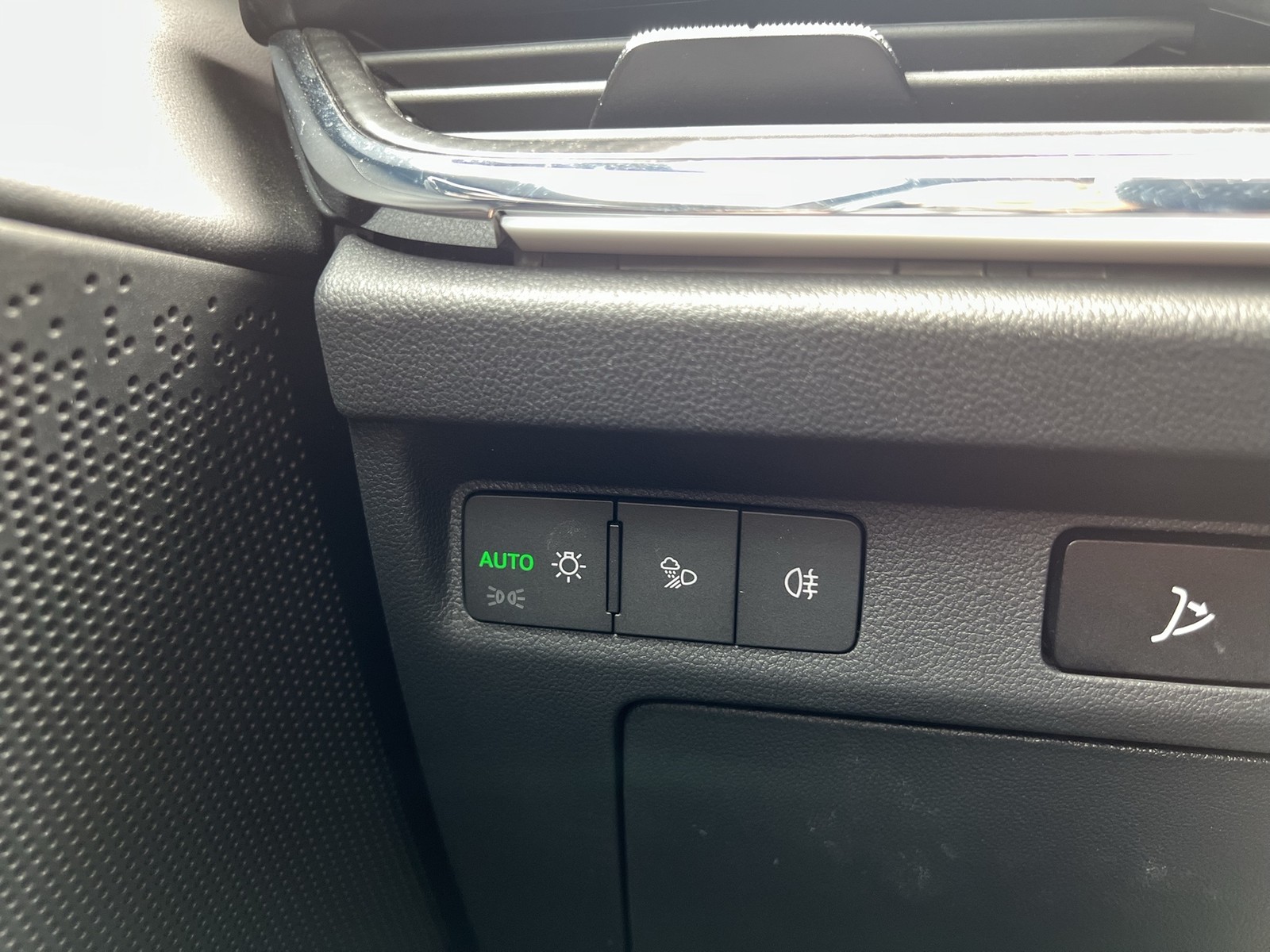 Skoda Enyaq 80x SPORTLINE 4X4 WÄRMEPUMPE CAM LM20 NAVI