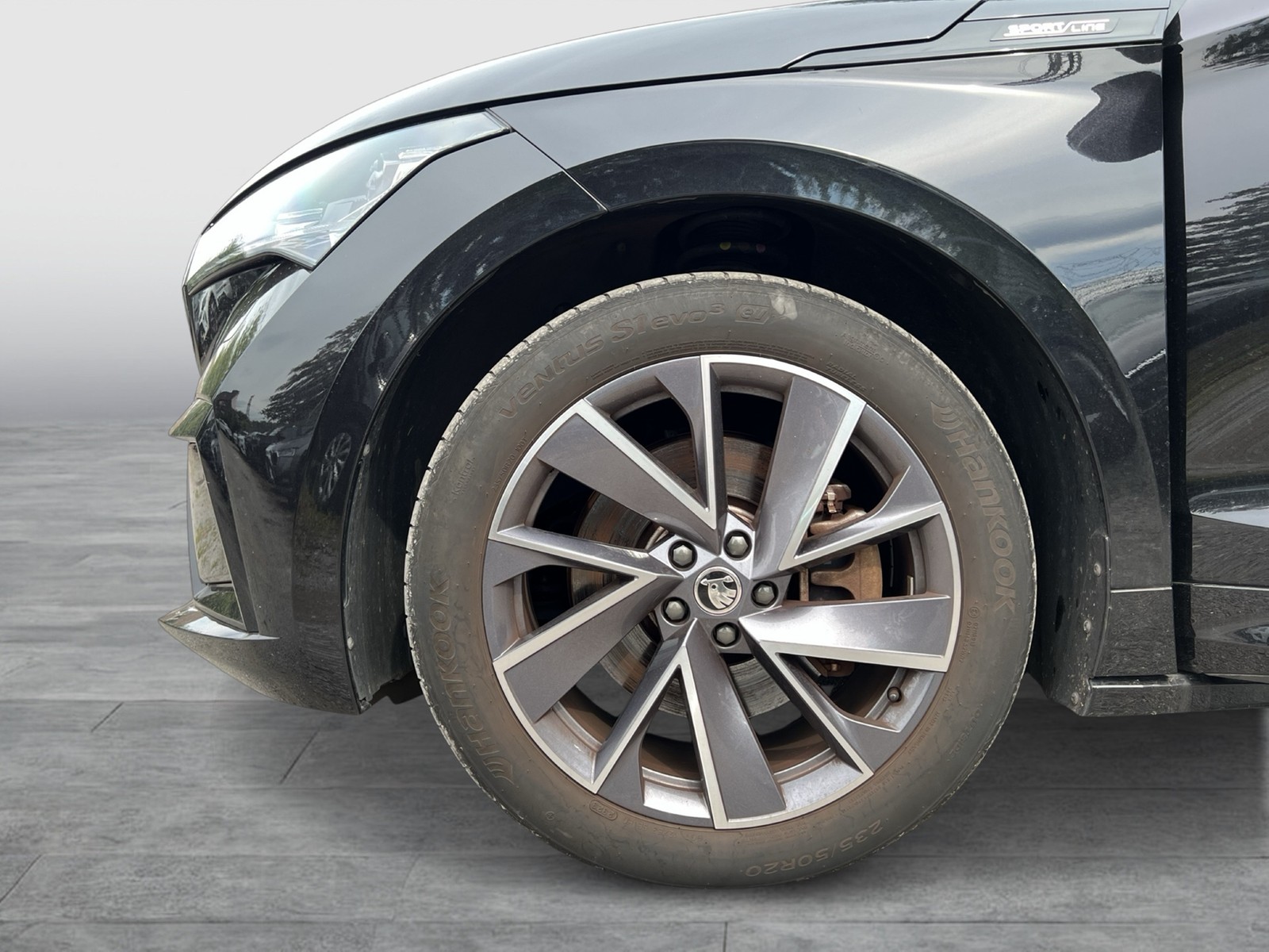 Skoda Enyaq 80x SPORTLINE 4X4 WÄRMEPUMPE CAM LM20 NAVI