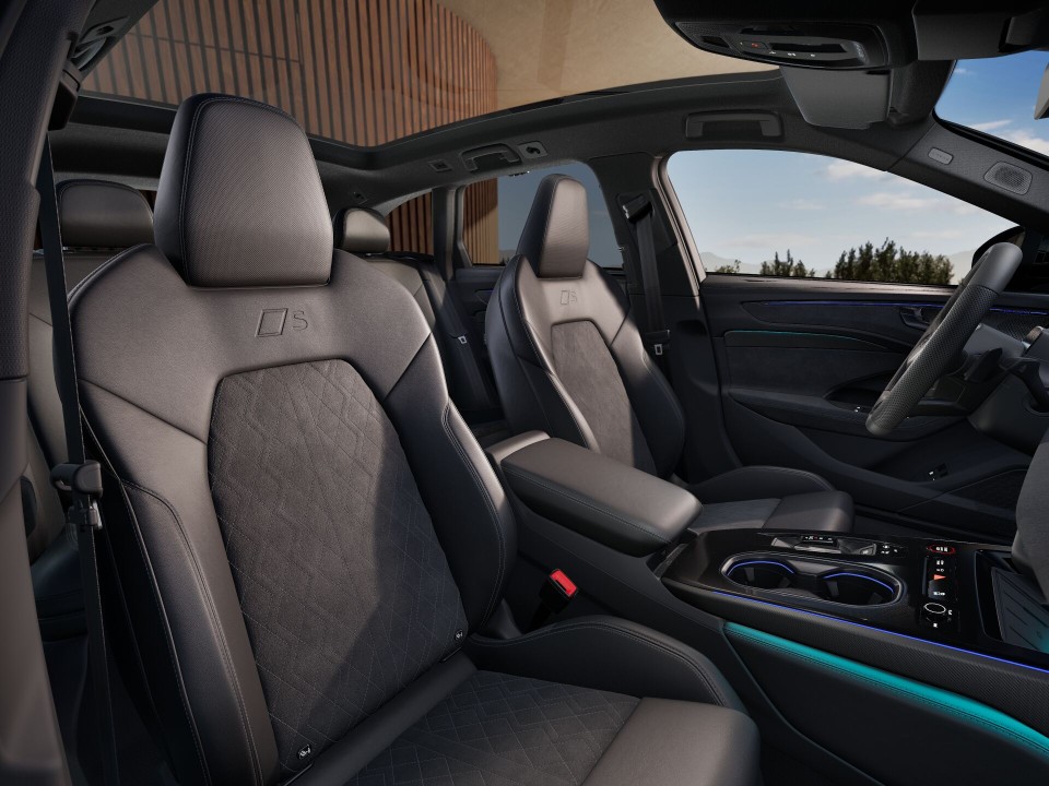 Audi A6 Avant e-hybrid quattro S tronic Edition One AHK+PANO+B&O+Sonnenschutzverglasung