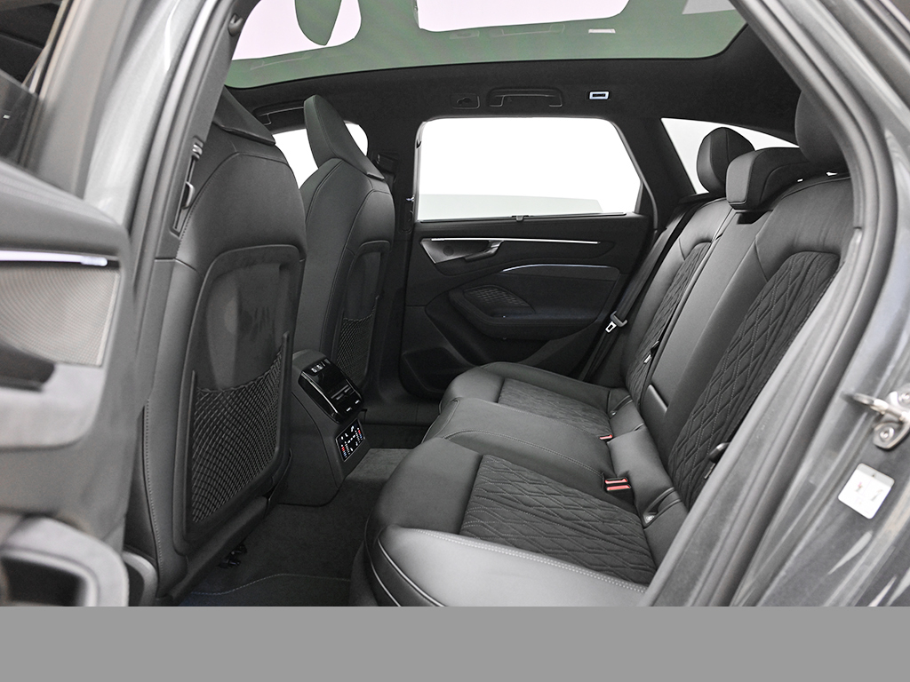 Audi A6 Avant e-hybrid quattro S tronic AHK+Pano+B&O+Luftfederfahrwerk