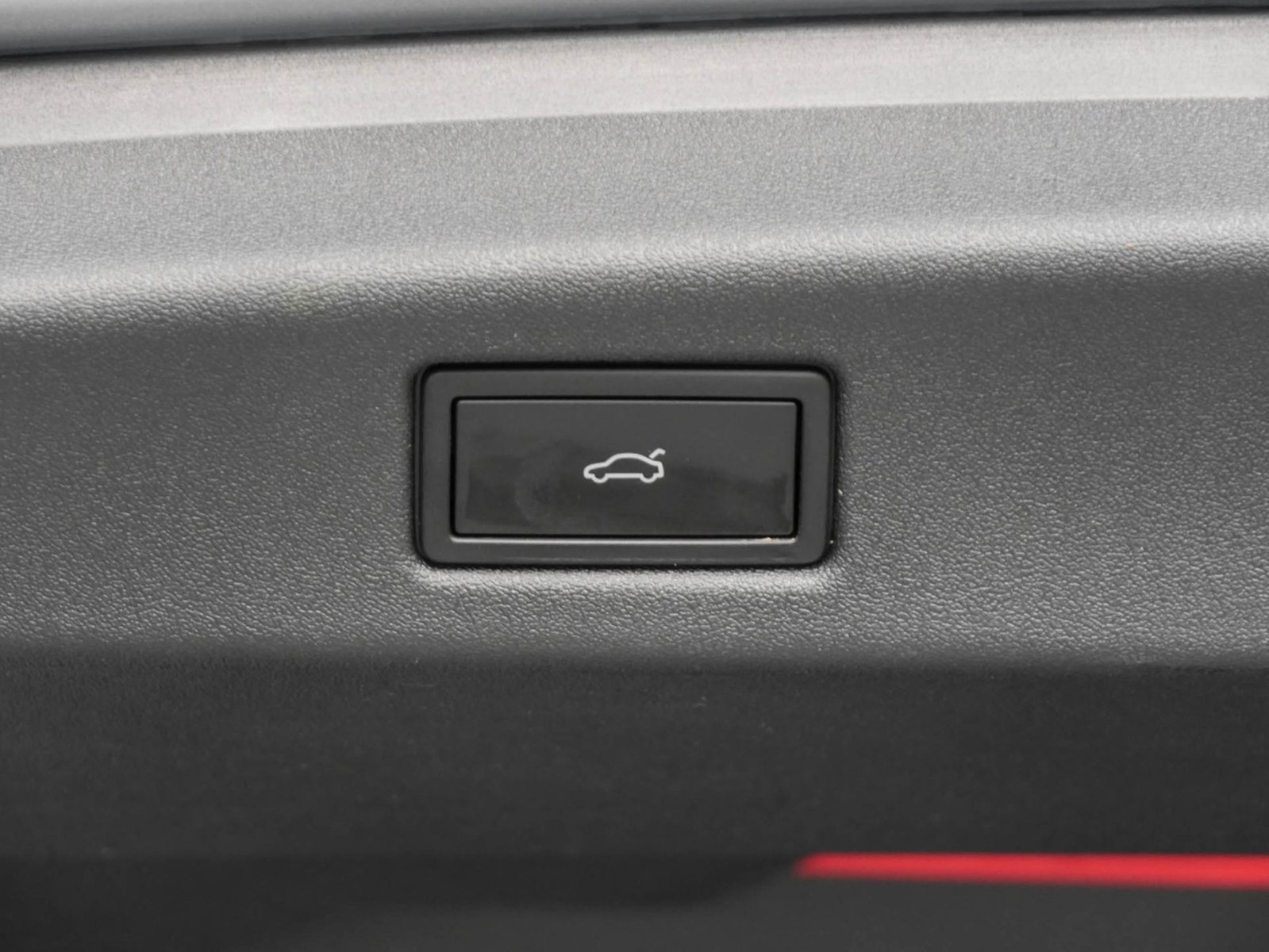 Volkswagen ID.7 Tourer PRO WÄRMEPUMPE AHK 360°CAM ACC LM20