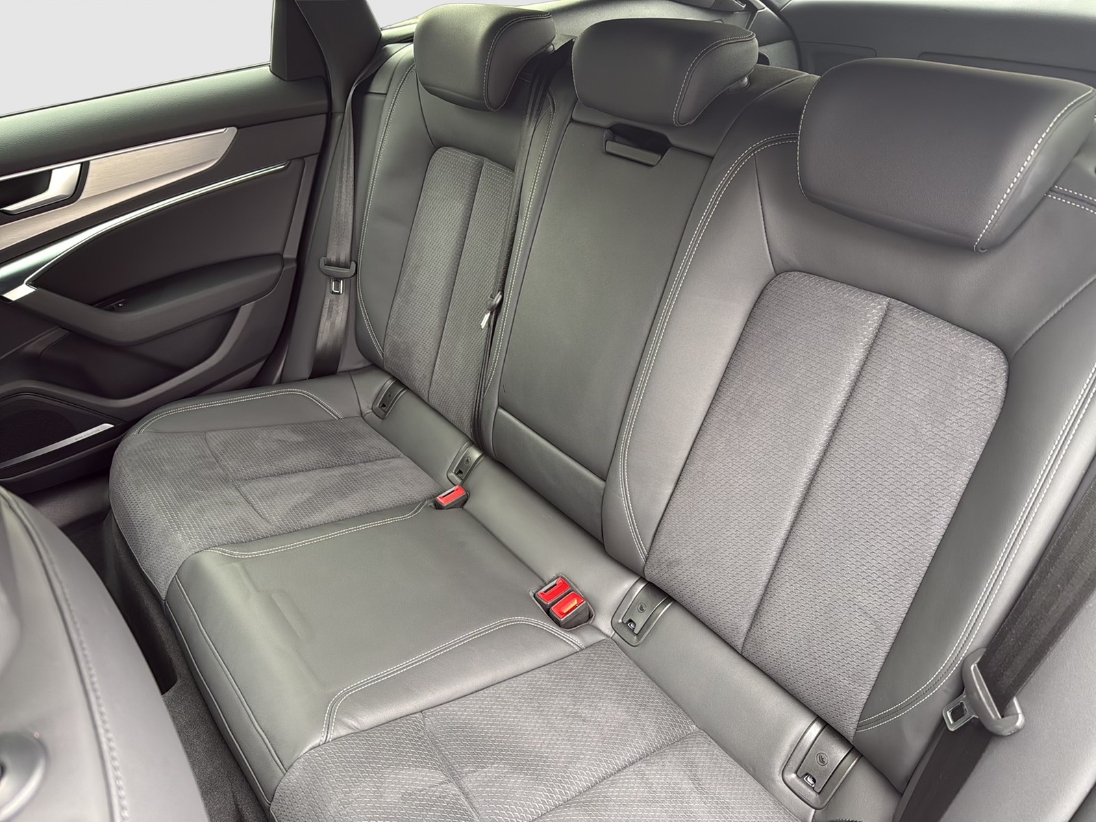 Audi S6 Avant quattro BLACKPAK B&O 360°CAM LM20 NAVI+