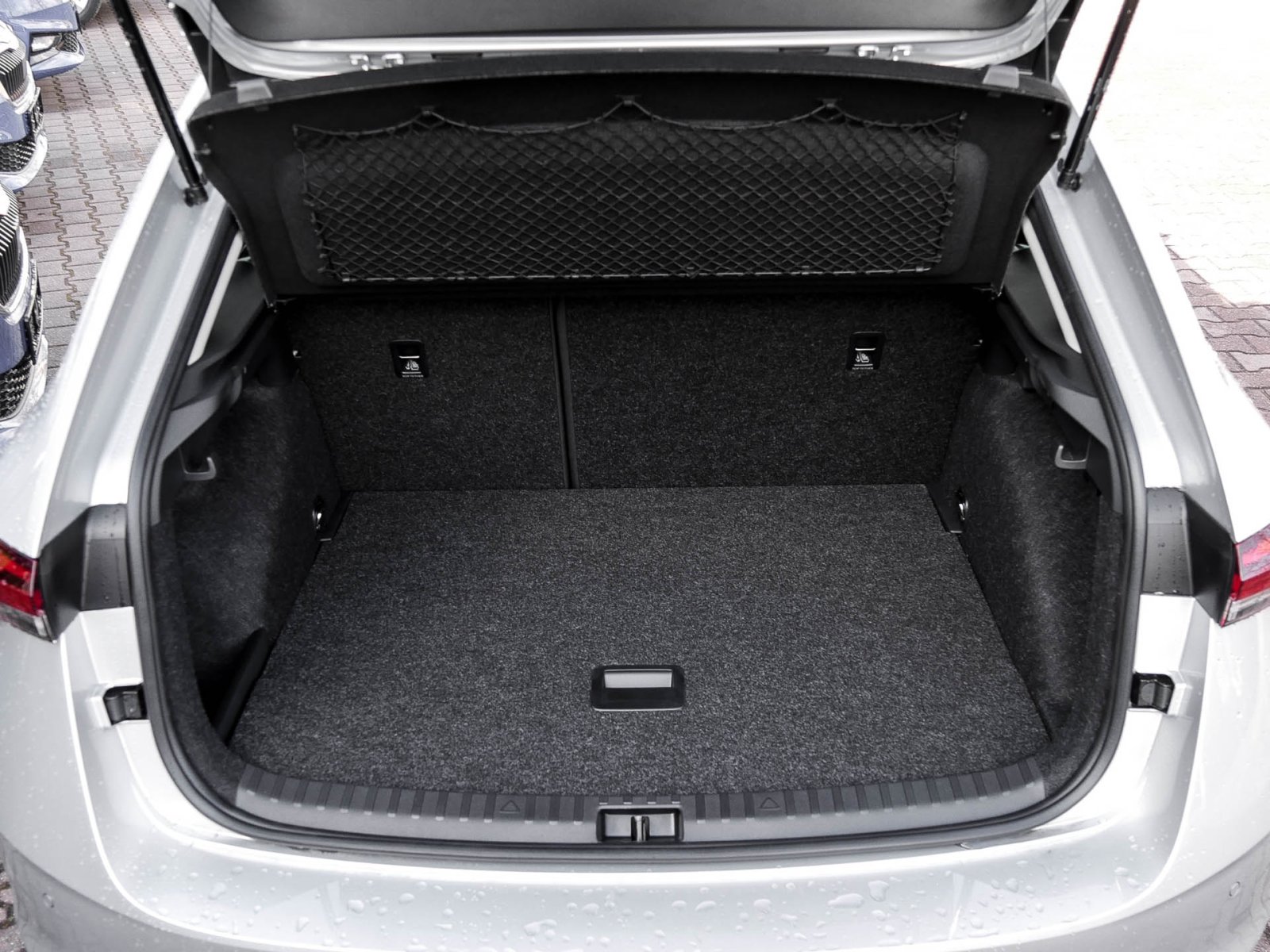 Skoda Scala 1.0 TOUR CAM ACC LM17 CARPLAY SITZHEIZUNG