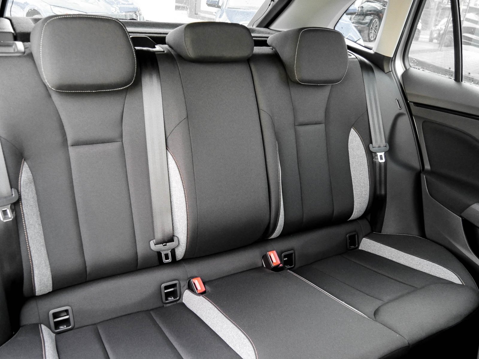 Skoda Scala 1.0 TOUR CAM ACC LM17 CARPLAY SITZHEIZUNG