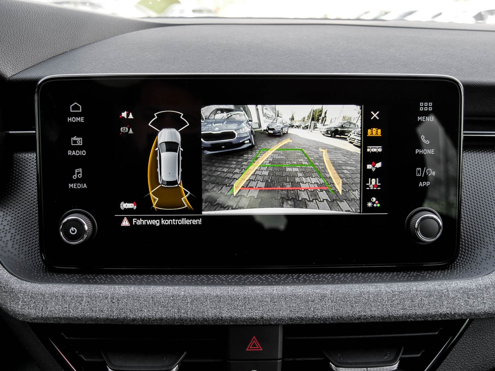 Skoda Scala 1.0 TOUR CAM ACC LM17 CARPLAY SITZHEIZUNG