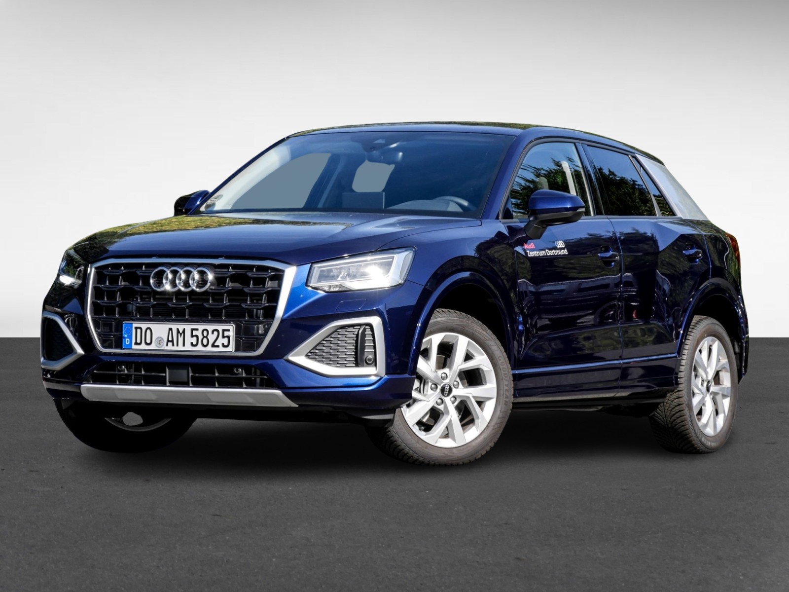 Audi Q2 35 advanced CAM E-KLAPPE NAVI+ LM17 SITZHEIZ.