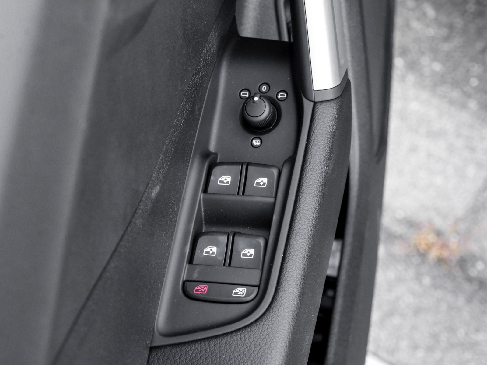 Audi Q2 35 advanced CAM E-KLAPPE NAVI+ LM17 SITZHEIZ.