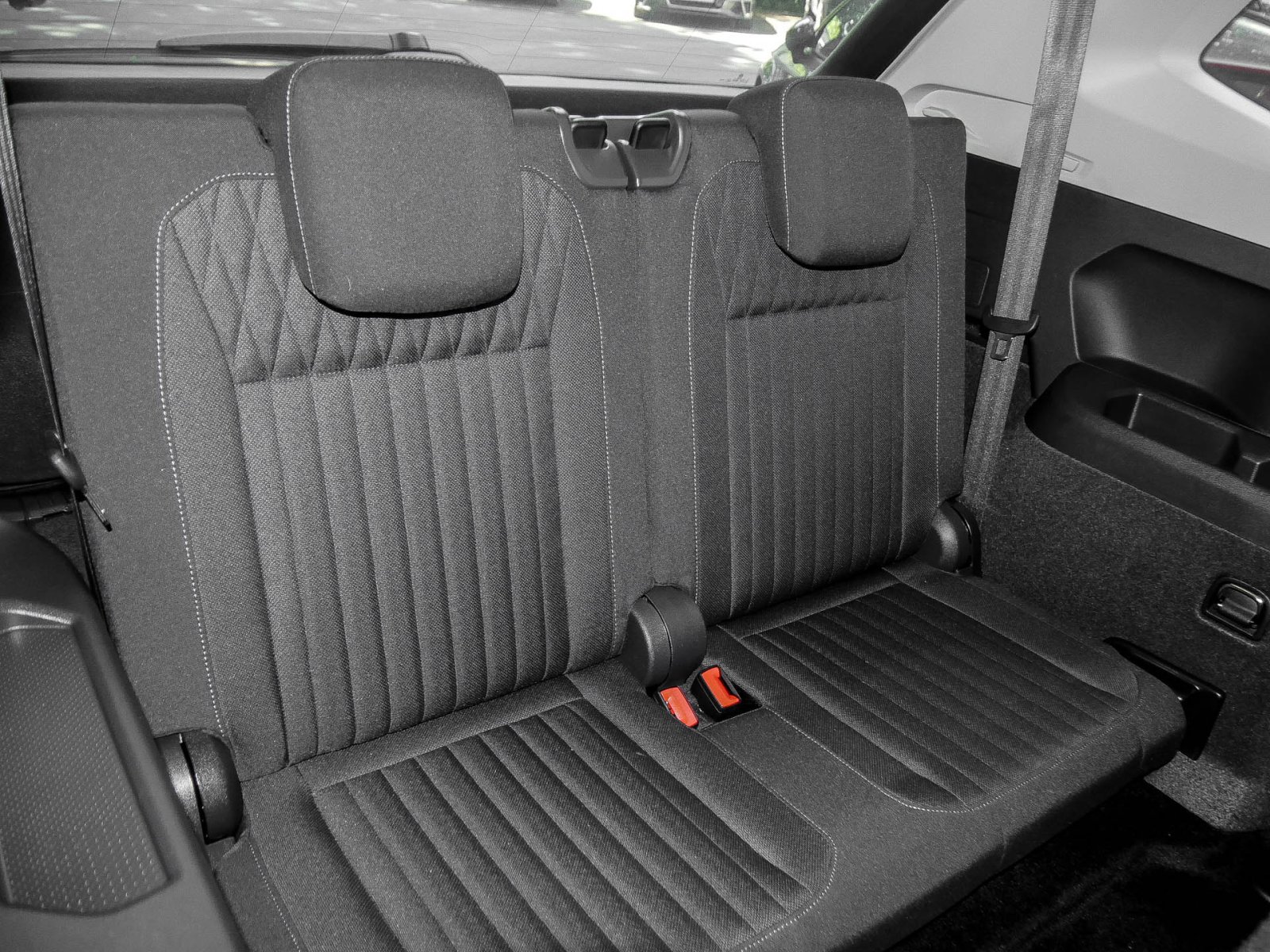 Volkswagen Tiguan Allspace 1.5 LIFE 7SITZE AHK ACC LM18 NAVI