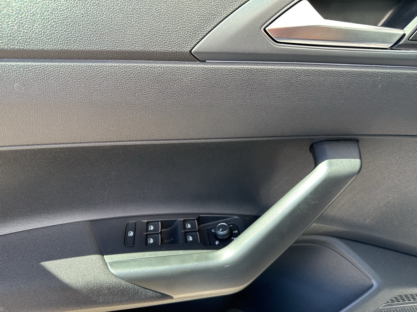 Volkswagen Polo 1.0 R-LINE CAM ACC LM17 NAVI CARPLAY SITZHZ