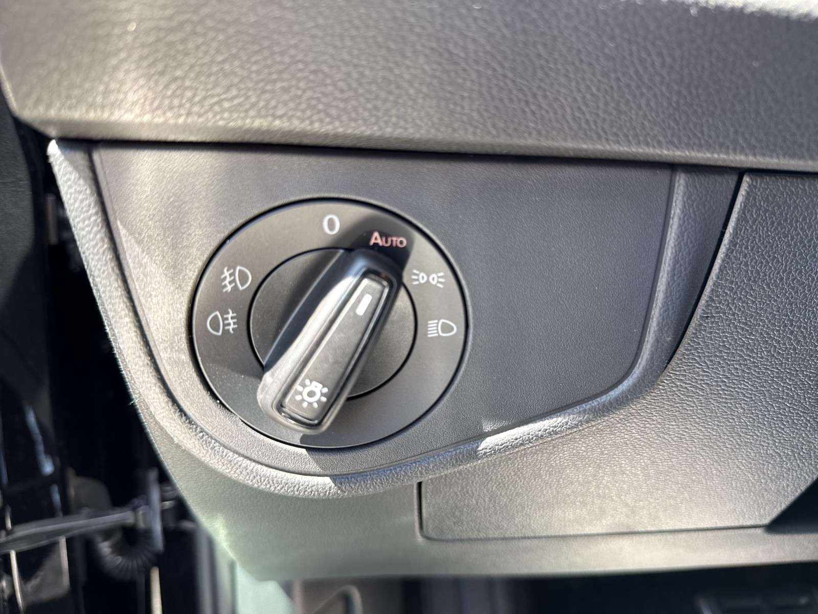 Volkswagen Polo 1.0 R-LINE CAM ACC LM17 NAVI CARPLAY SITZHZ