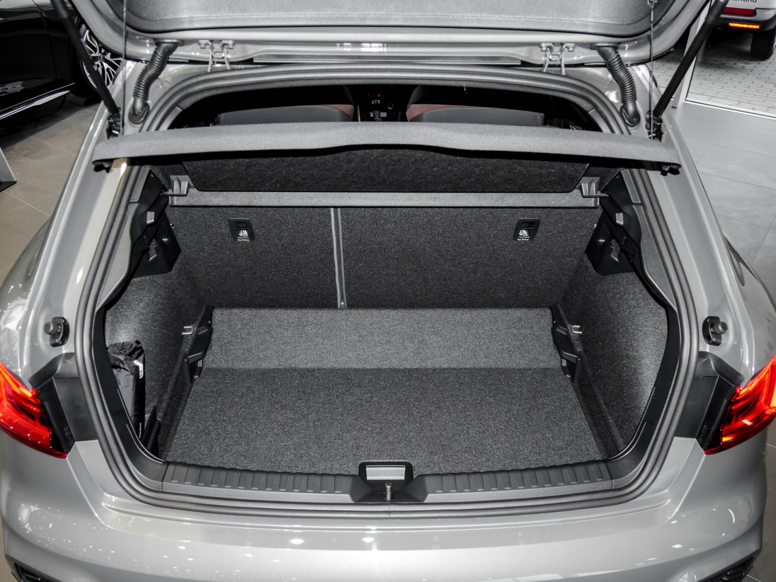 Audi A1 30 TFSI allstreet APS+GRA+LED+Optikpaket+MMINaviPlus+