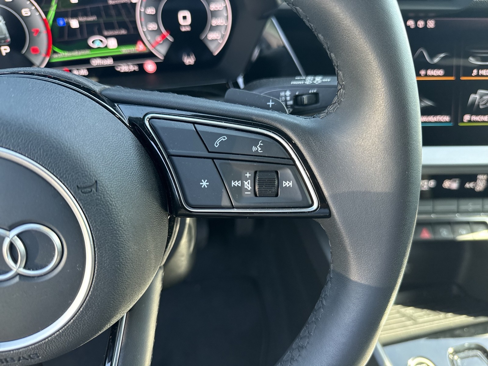 Audi A3 allstreet 35 CAM ACC LM19 NAVI+ SITZHEIZUNG