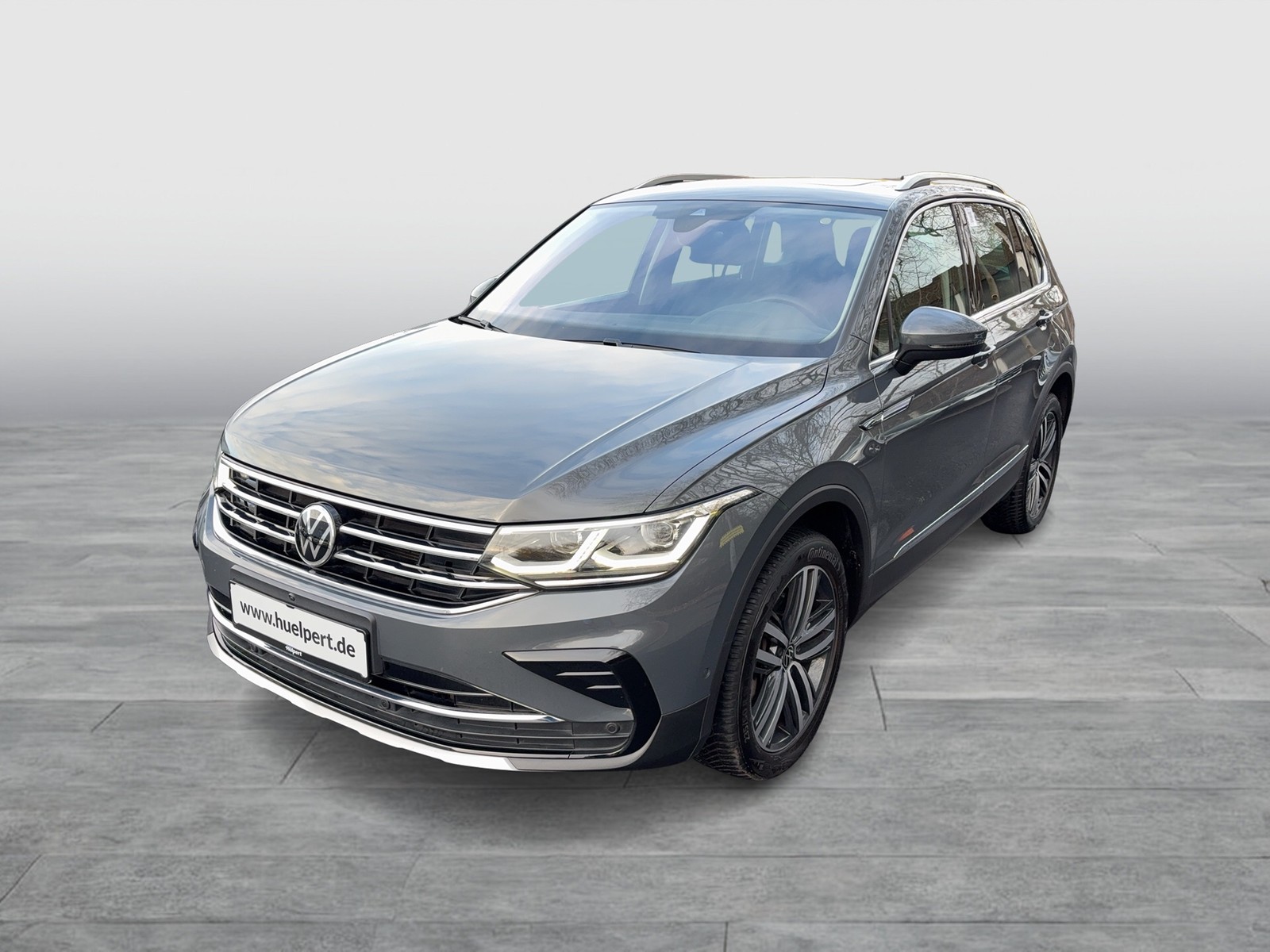 Volkswagen Tiguan 2.0 ELEGANCE 4X4 PANO AHK 360°KAMERA ALU19