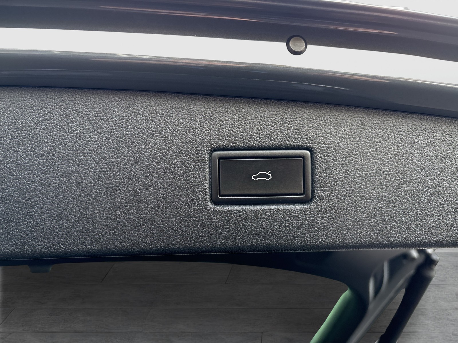 Volkswagen Tiguan 2.0 ELEGANCE 4X4 PANO AHK 360°KAMERA ALU19