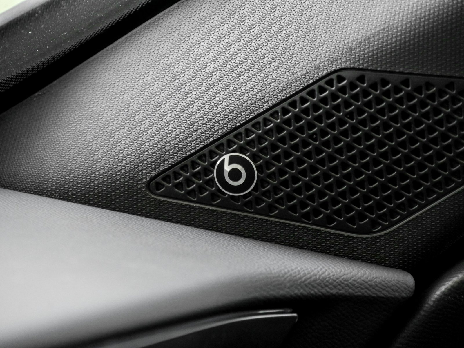 Cupra Formentor 2.0 VZ TRIBE EDITION PANO BEATS LM19