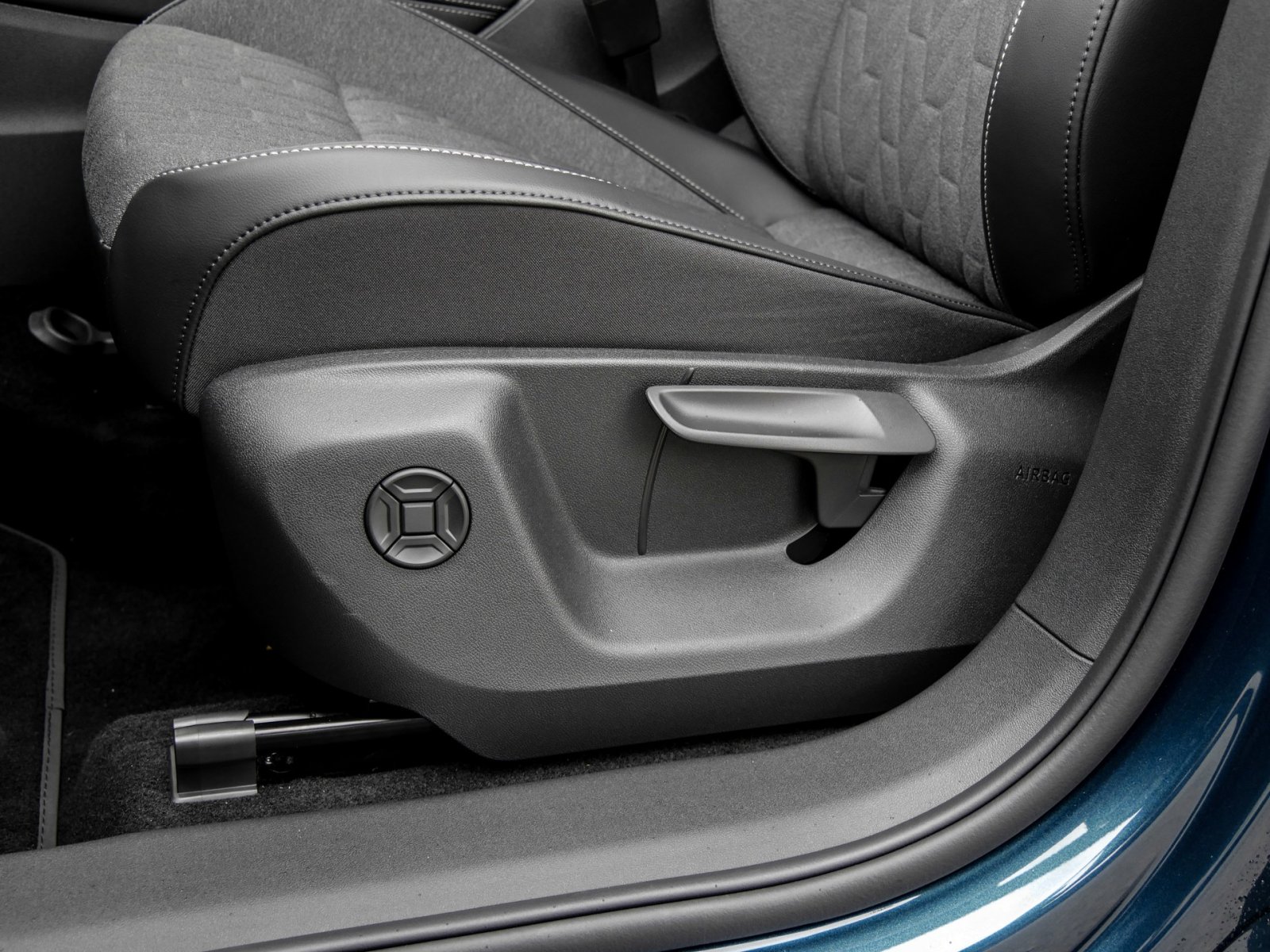 Volkswagen Tayron 1.5 HYBRID LIFE CAM ACC LM19 E-KLAPPE